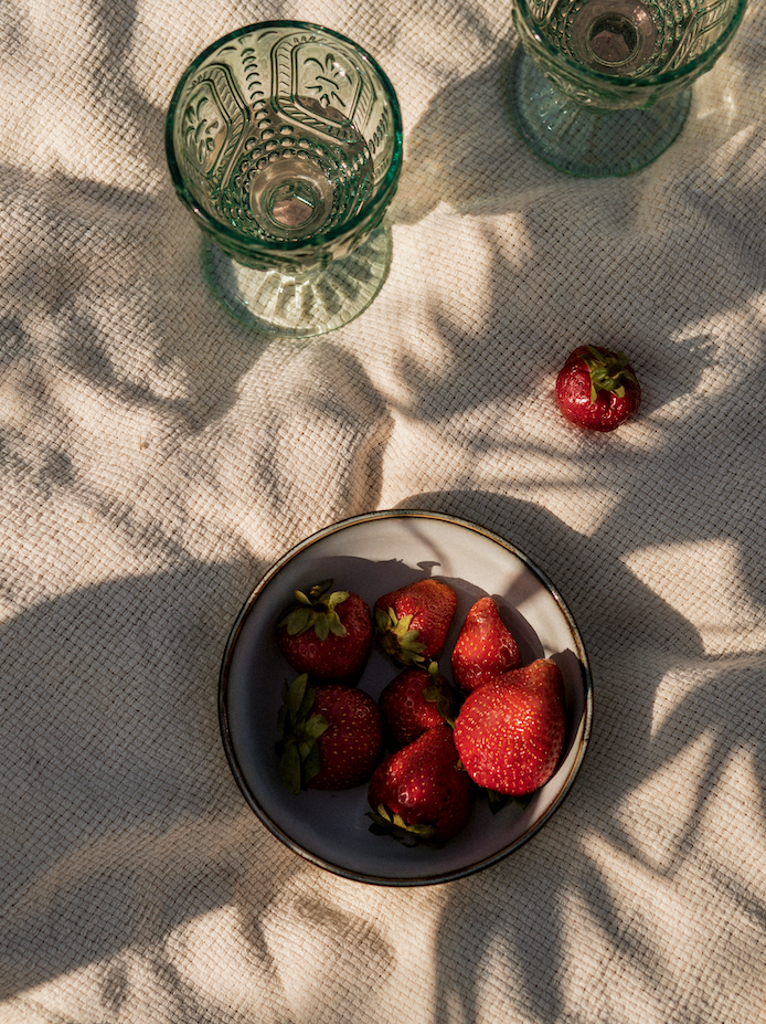 Cozy Sand + Paws Strawberry Mimosa 12 oz scented candle